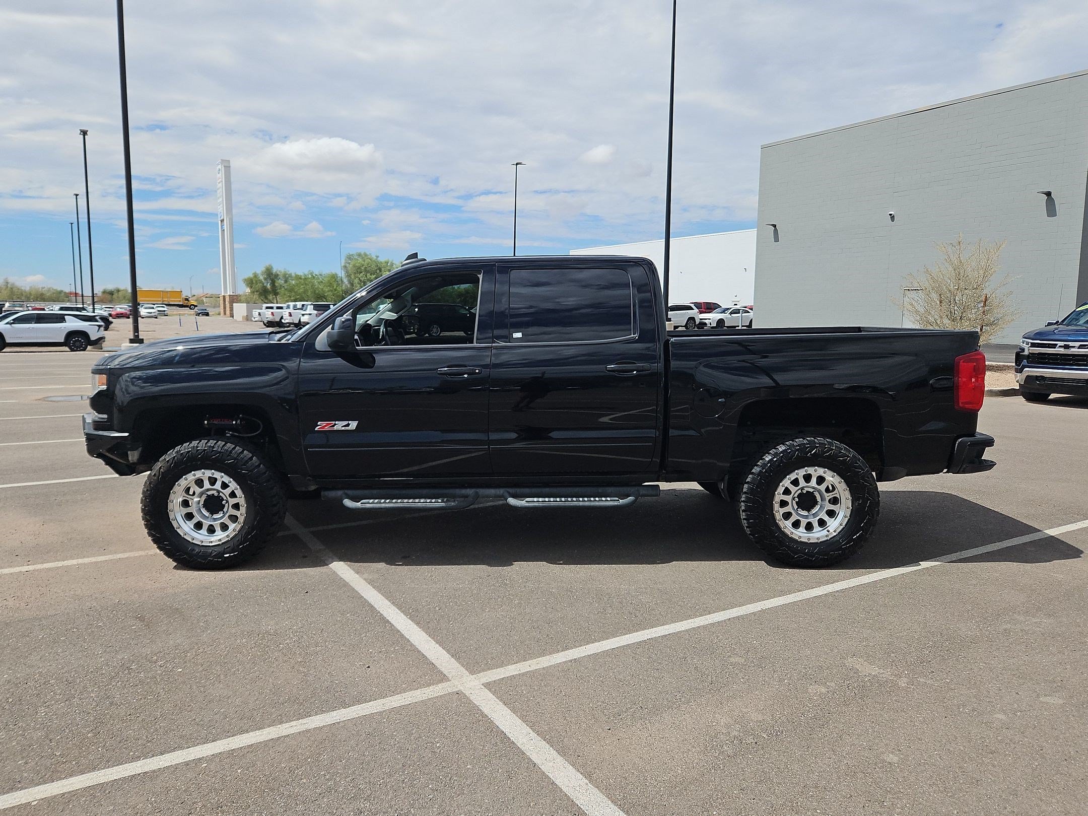 chevrolet silverado 1500 2018 3GCUKSECXJG420632 image chevrolet silverado 1500 2018 3GCUKSECXJG420632 image